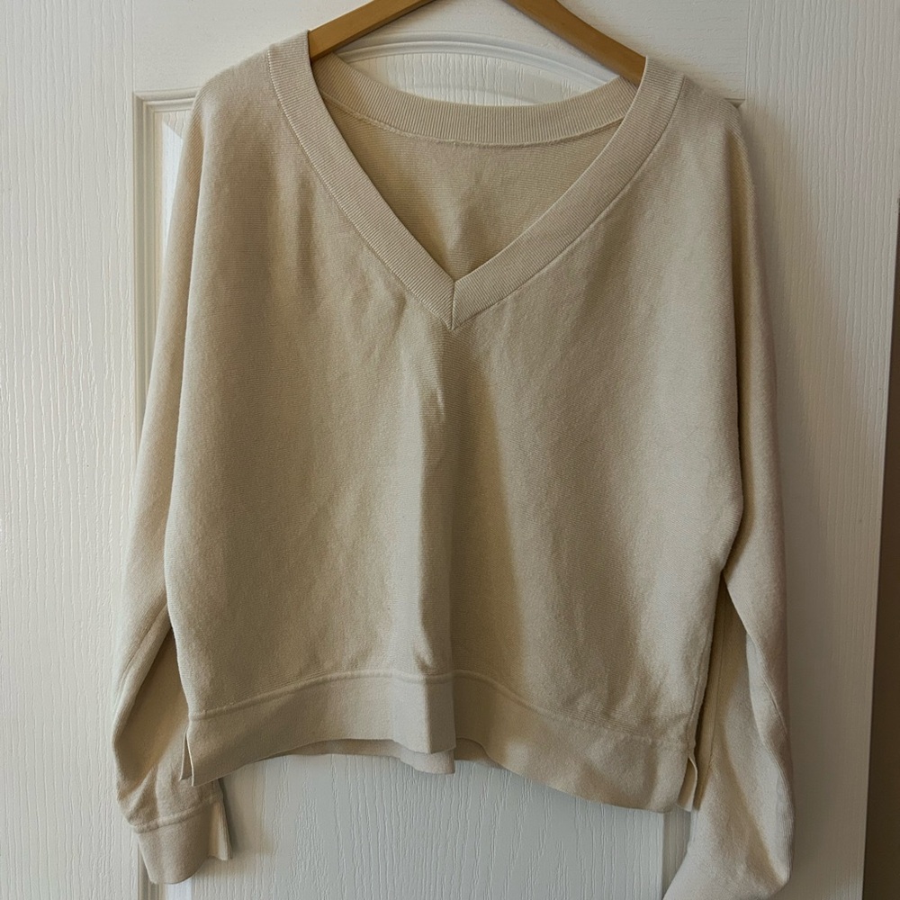 Kit and Ace Cream Front Back Sweater Merino Wool